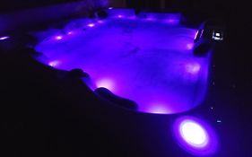 Logement Entier Et Calme 55M2 Avec Spa - Sauna Et Borne De Recharge 7Kw